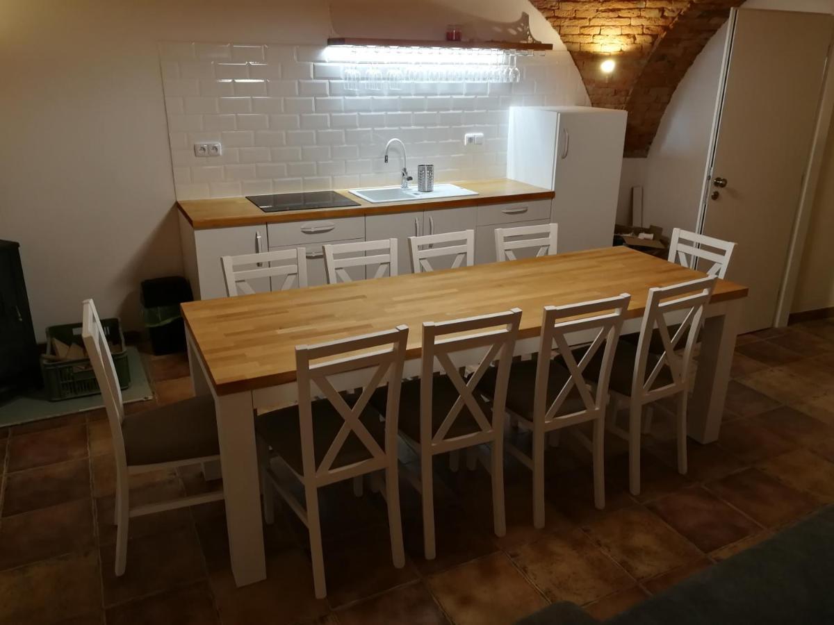 Apartmány Habánská, celý dům Pouzdrany Exterior foto